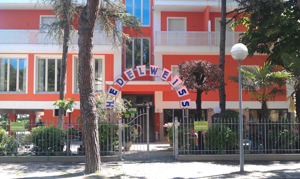 Hotel Edelweiss Cervia Buitenkant foto