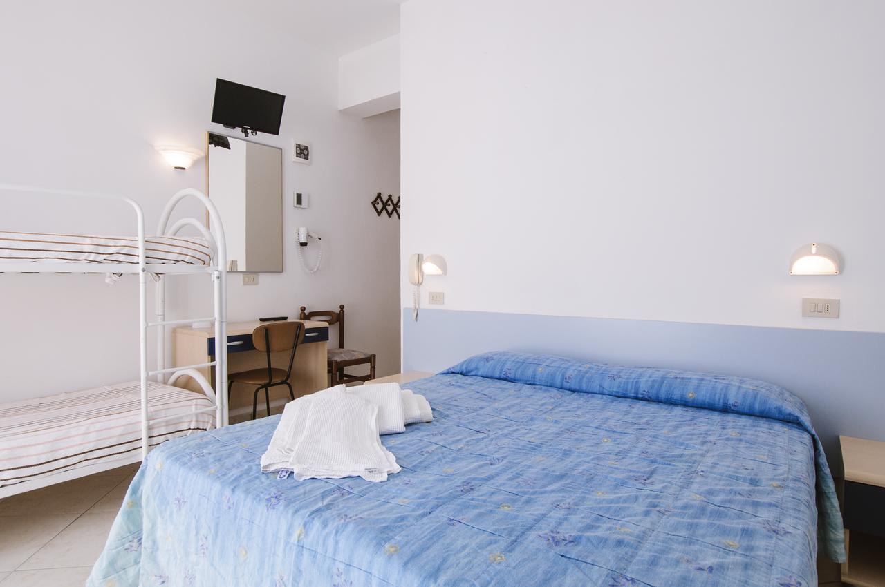 Hotel Edelweiss Cervia Buitenkant foto