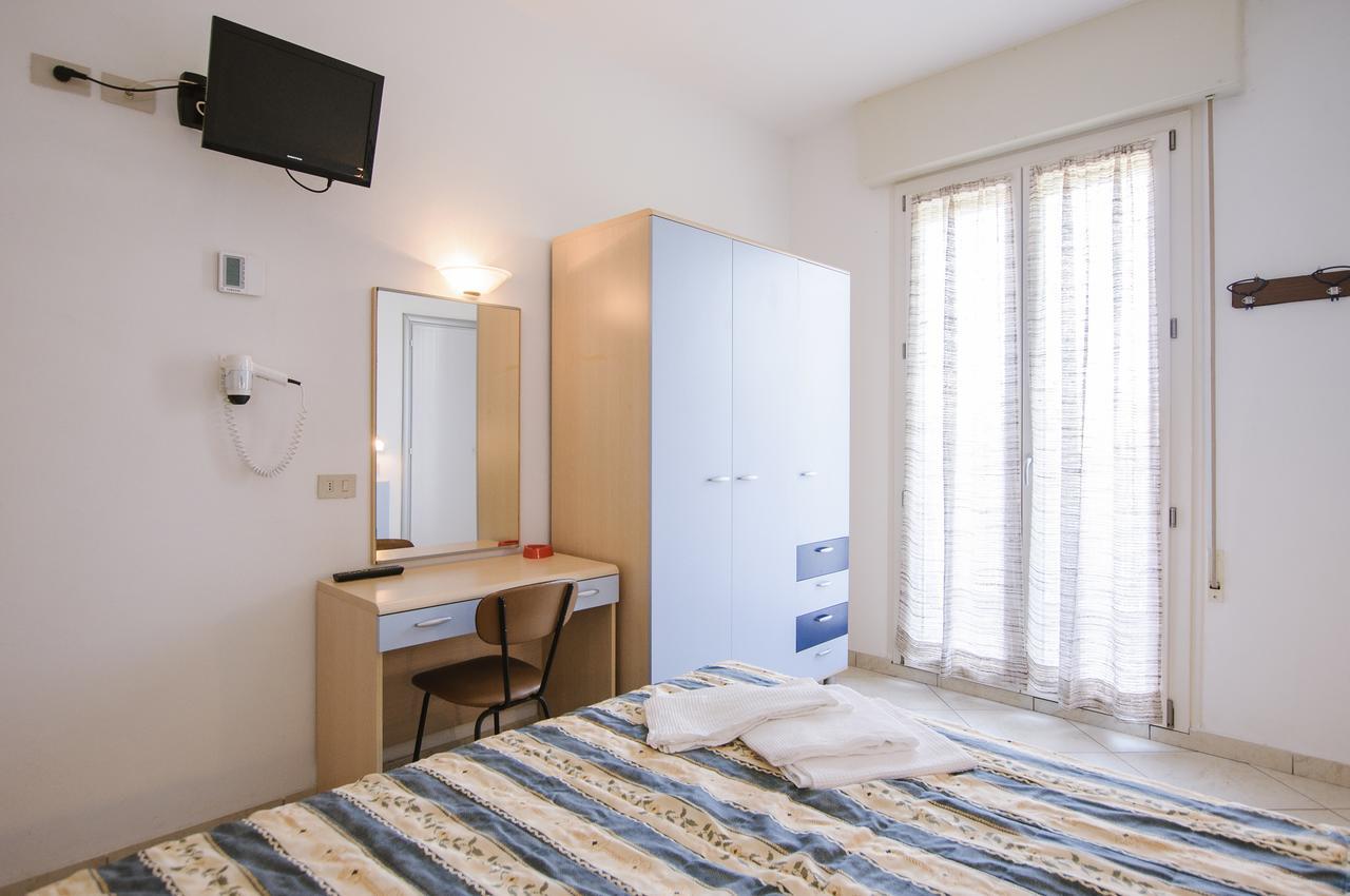 Hotel Edelweiss Cervia Buitenkant foto